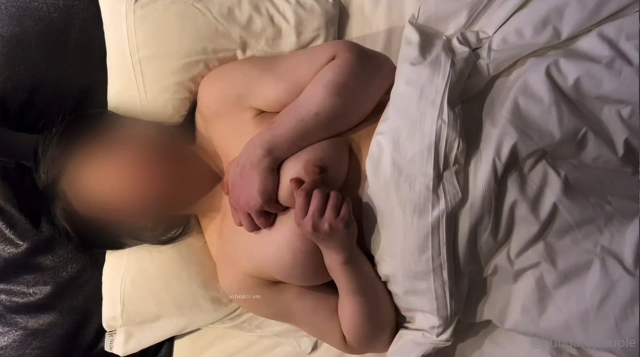 淫乱黑魔女用小穴装满我的精液